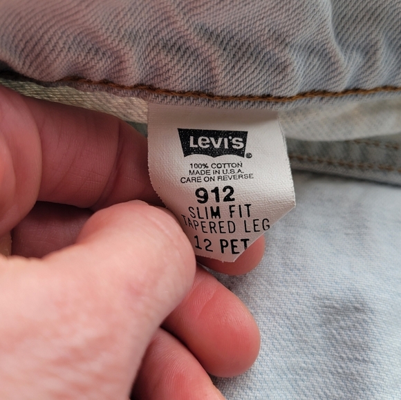 Levi's Vintage Orange Tab 90's 512-912 Slim Fit Cut Off Denim Shorts- Light Wash - Picture 5 of 8